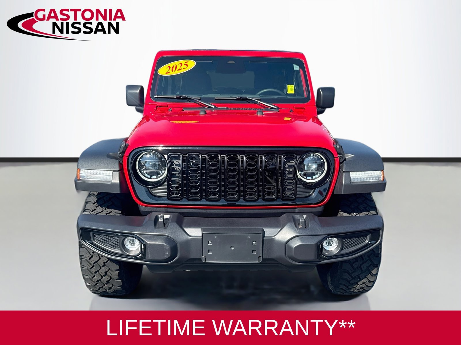 Used 2025 Jeep Wrangler Unlimited Sport AWD/4WD image 2