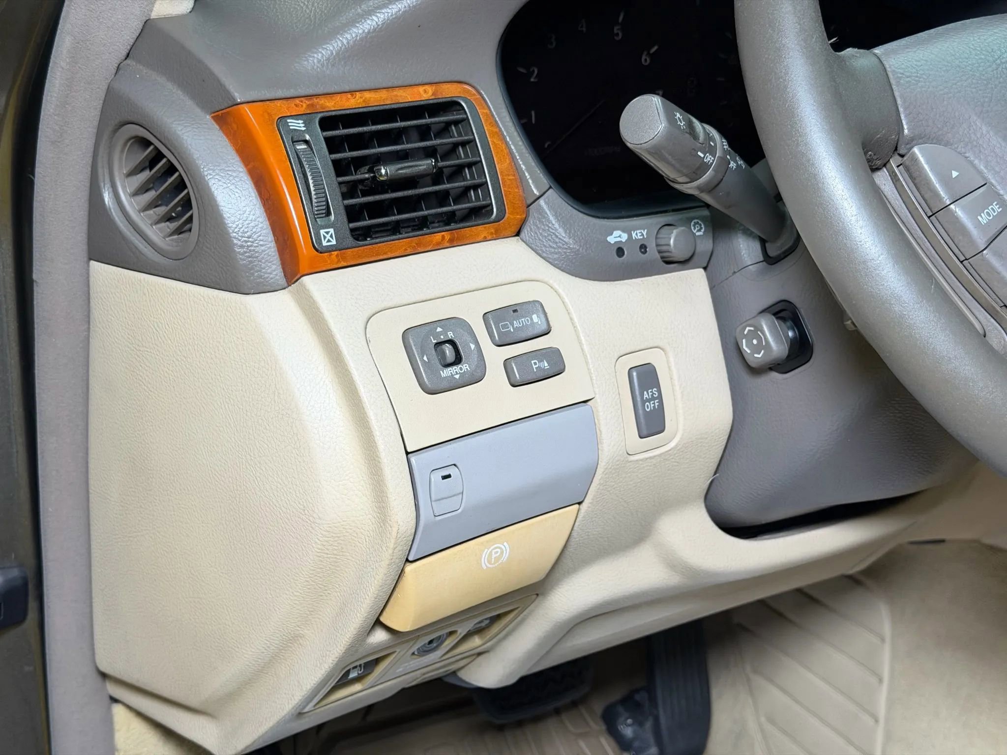 Used 2005 Lexus LS 430 image 36