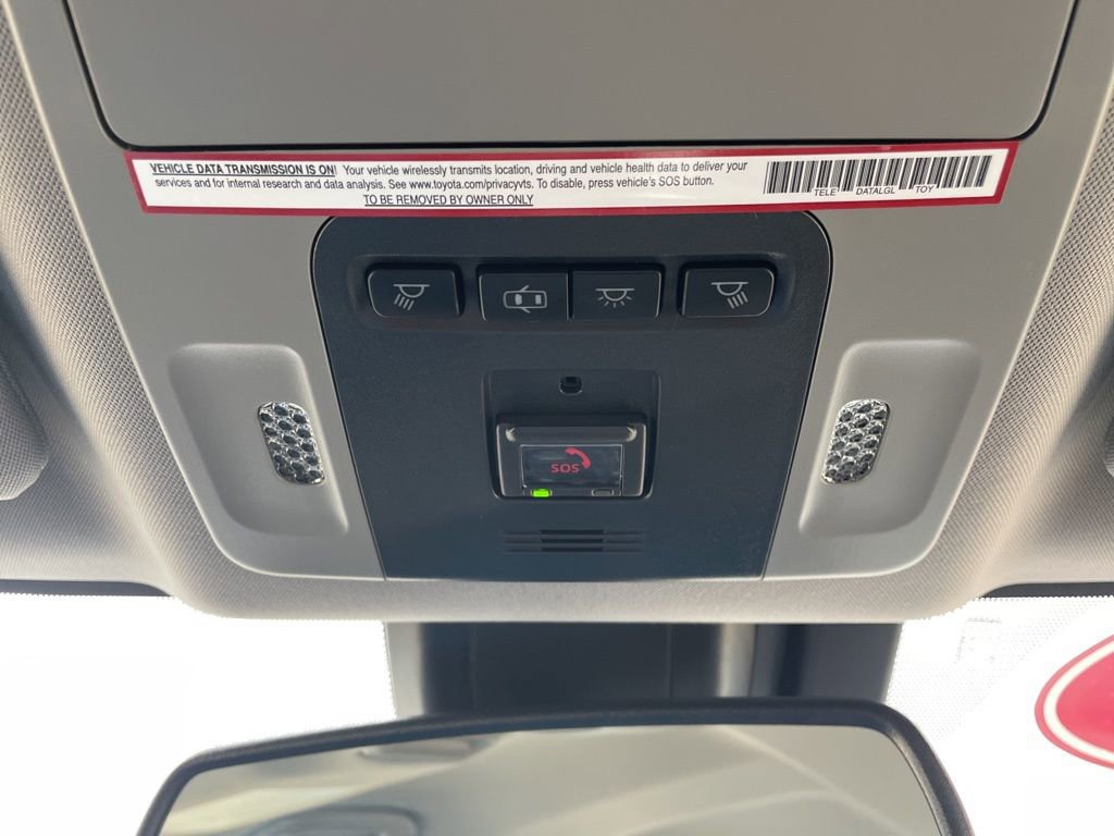 Used 2020 Toyota Camry XLE FWD image 22