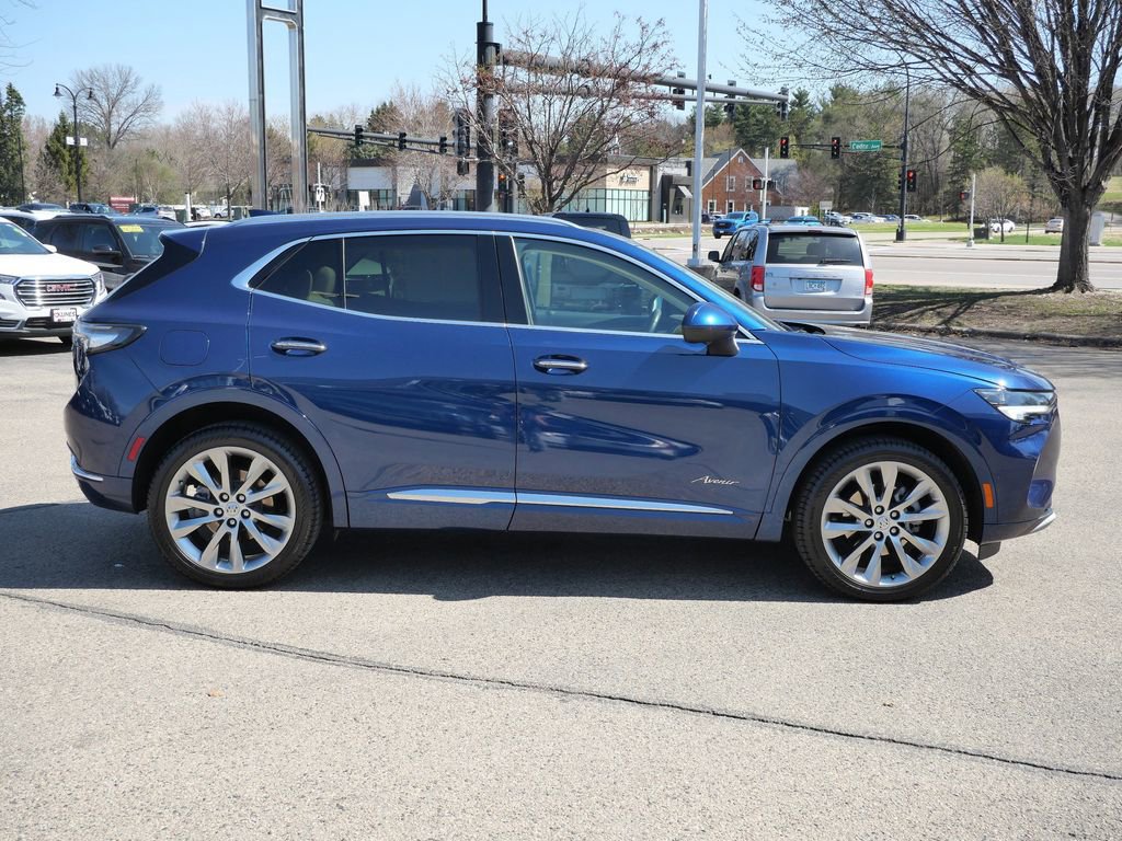 Used 2022 Buick Envision Avenir w/ Technology Package II AWD/4WD image 14