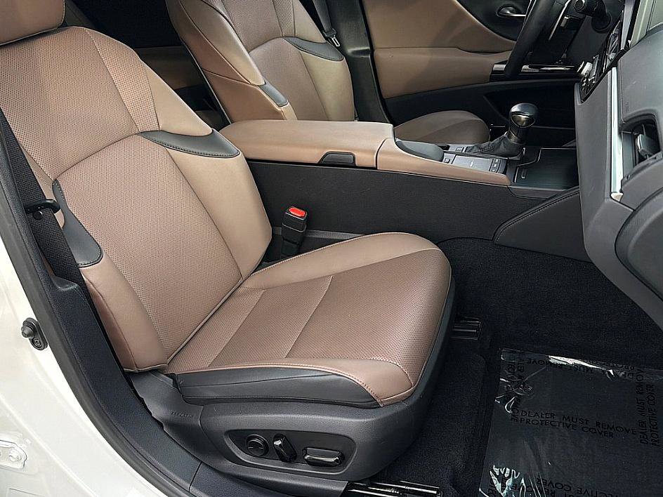 Used 2022 Lexus ES 300h w/ Premium Package image 20