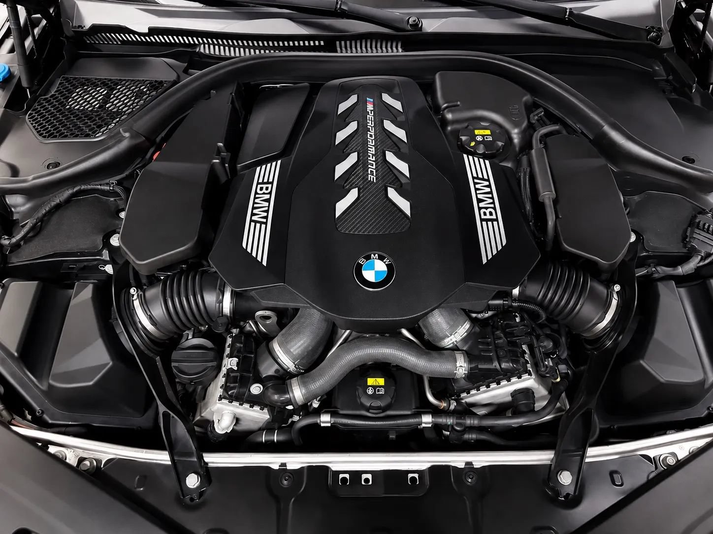 Used 2022 BMW M850i xDrive Convertible AWD/4WD image 21