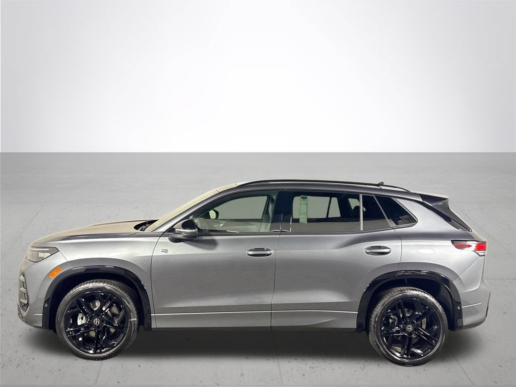 New 2026 Volkswagen Tiguan SE R-Line AWD/4WD image 9
