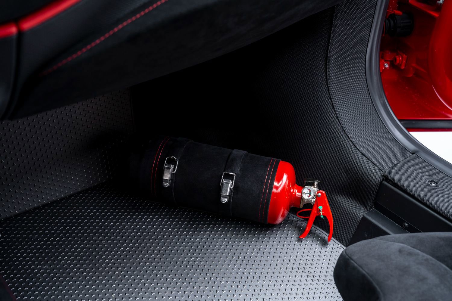 Used 2020 Ferrari 488 Pista Spider image 66