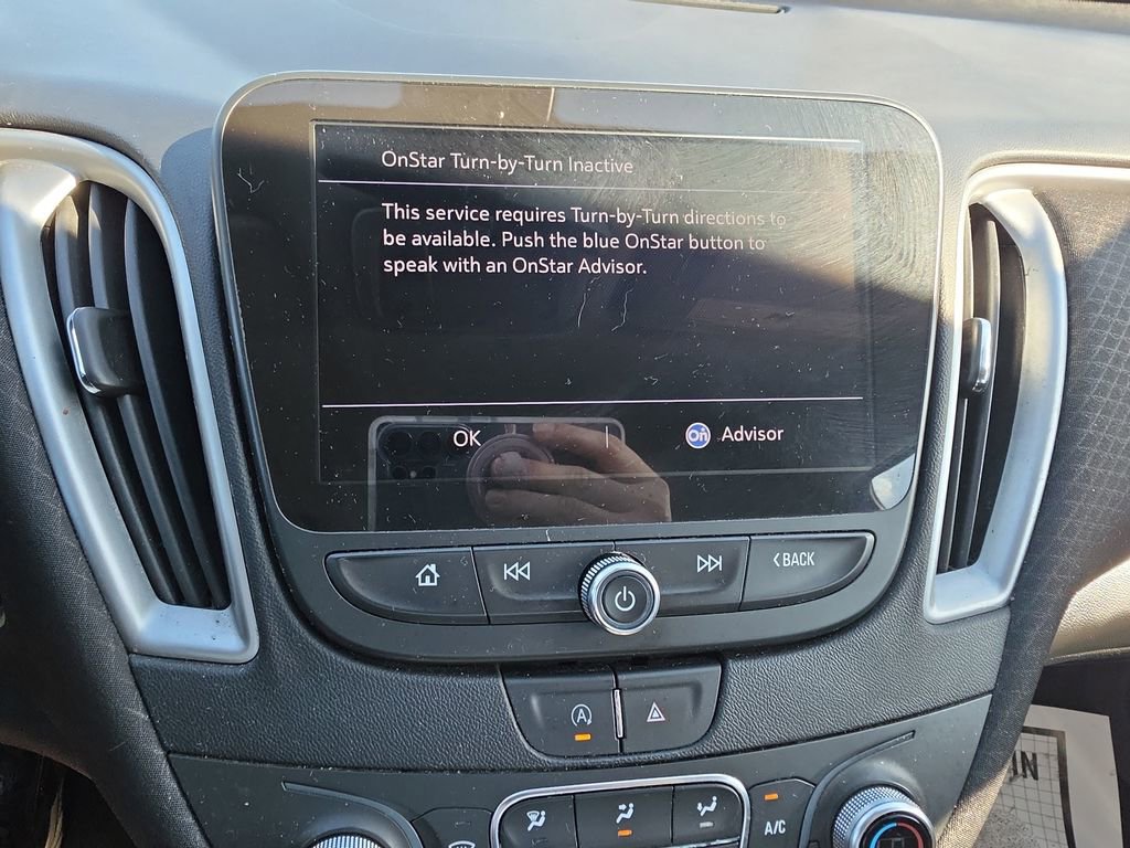 Used 2022 Chevrolet Malibu LT FWD image 22