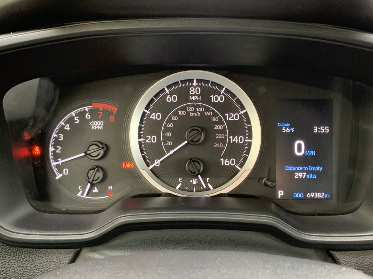Used 2021 Toyota Corolla LE image 17