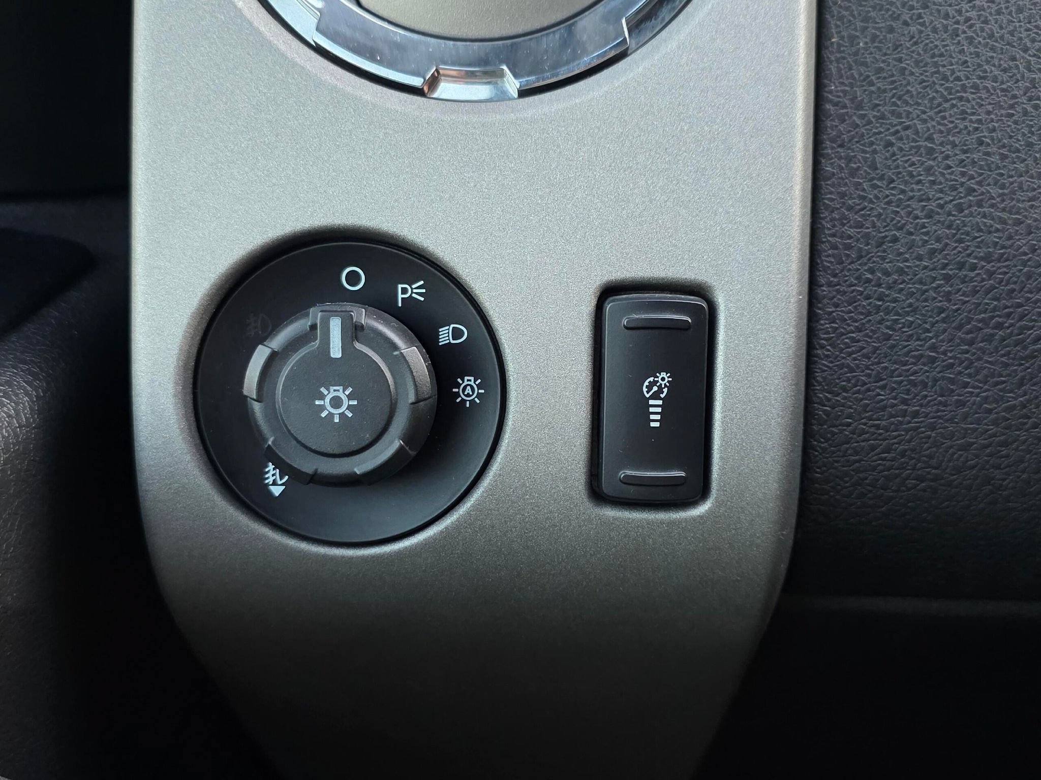 Used 2016 Ford F250 Lariat AWD/4WD image 21
