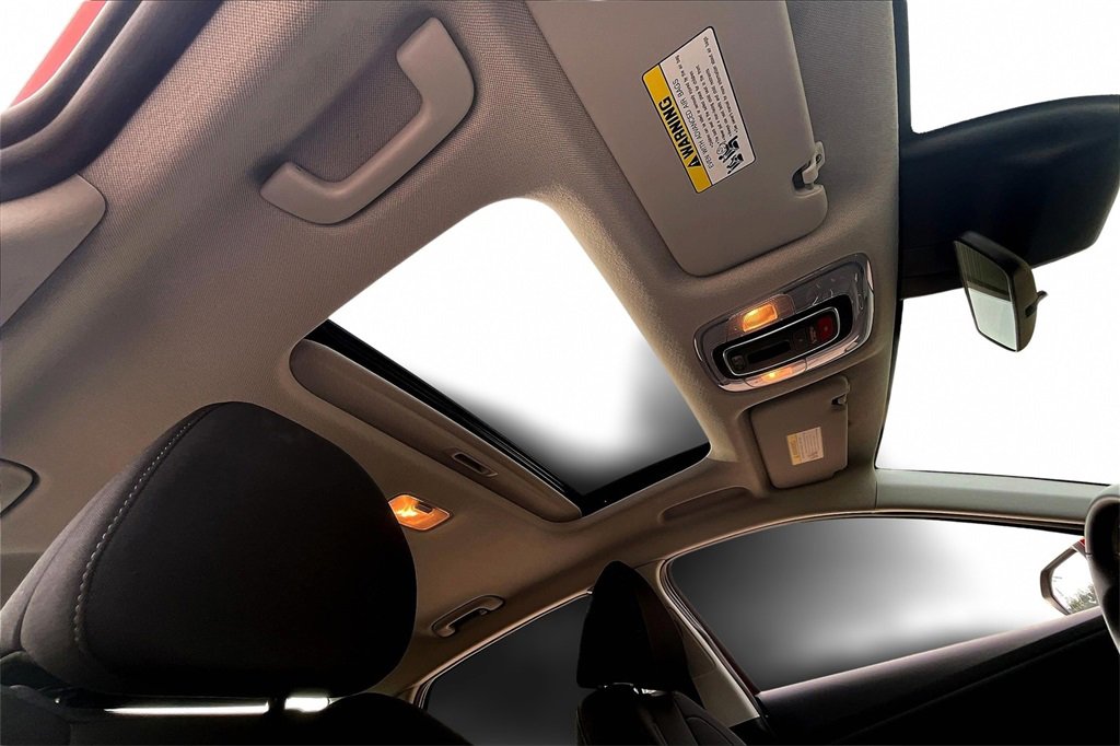 Certified 2025 Hyundai Elantra SEL image 22