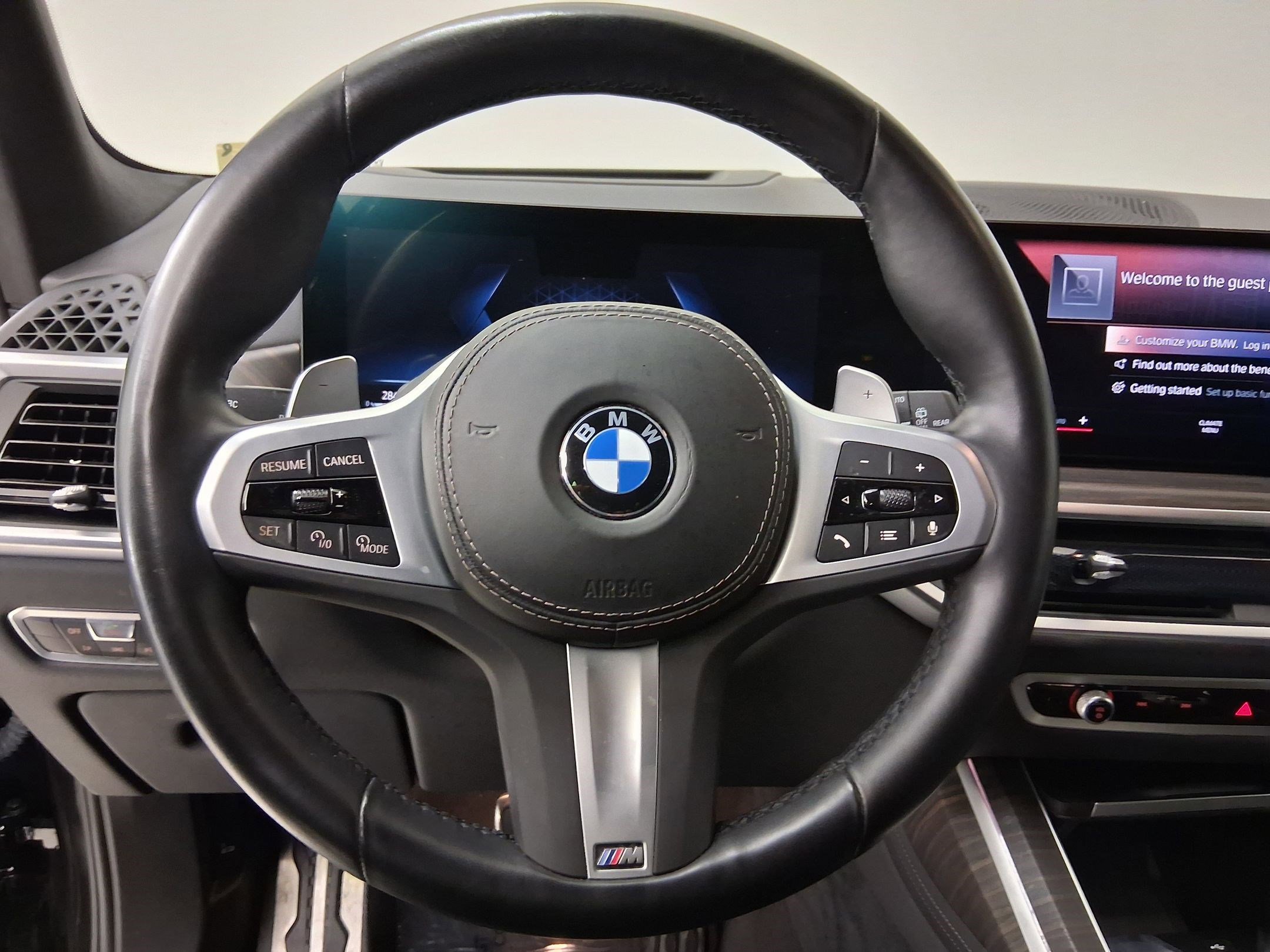 Used 2023 BMW X7 xDrive40i w/ M Sport Package image 15