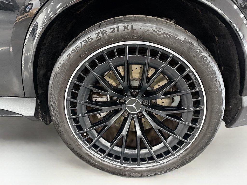 Used 2025 Mercedes-Benz GLC 43 AMG 4MATIC image 30