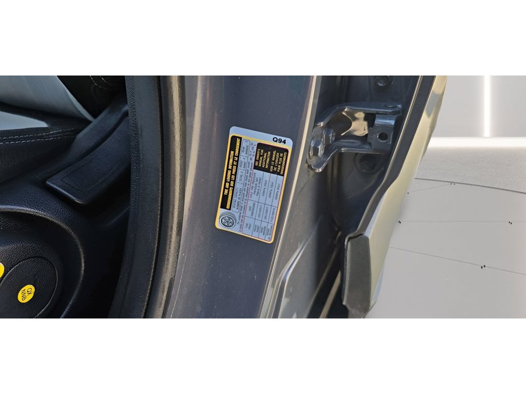 Used 2023 Hyundai Venue SEL w/ Cargo Package FWD image 35