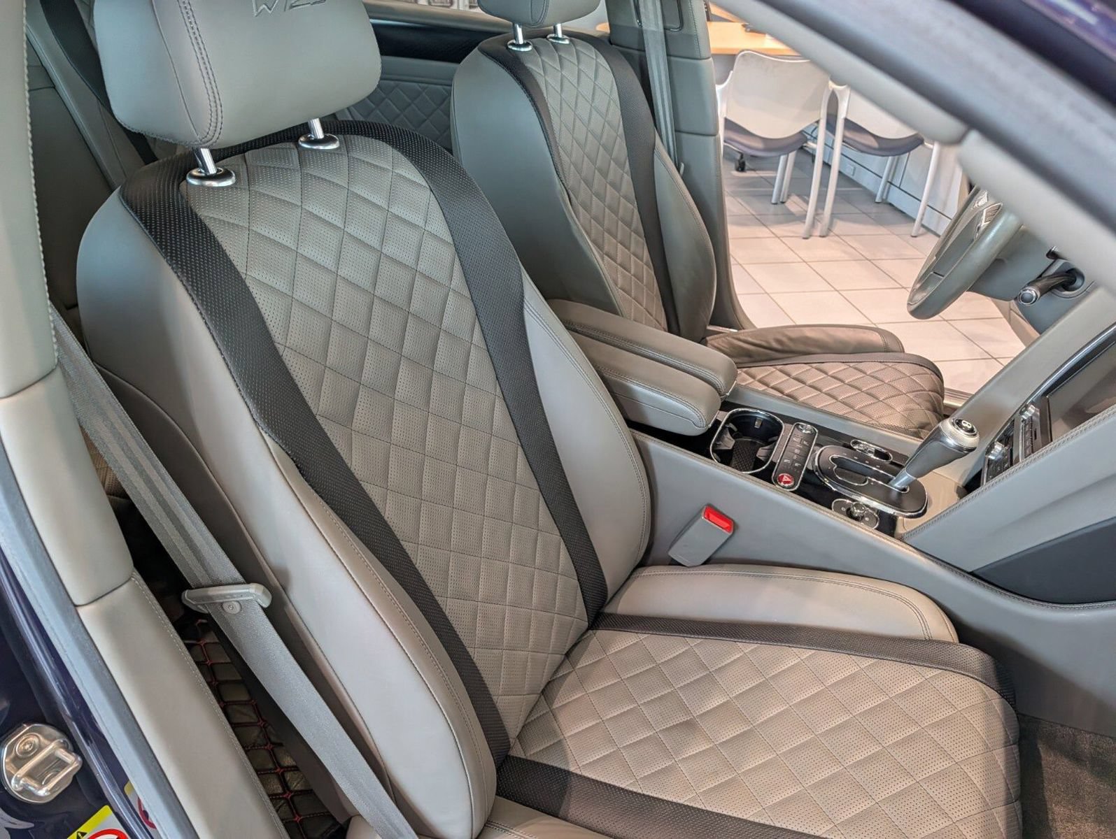 Used 2017 Bentley Flying Spur S W12 AWD/4WD image 35