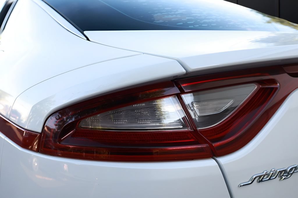 Used 2019 Kia Stinger Premium RWD image 32