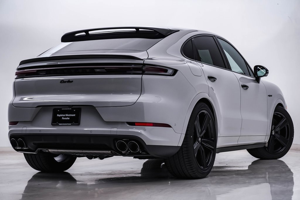 New 2025 Porsche Cayenne Turbo image 12