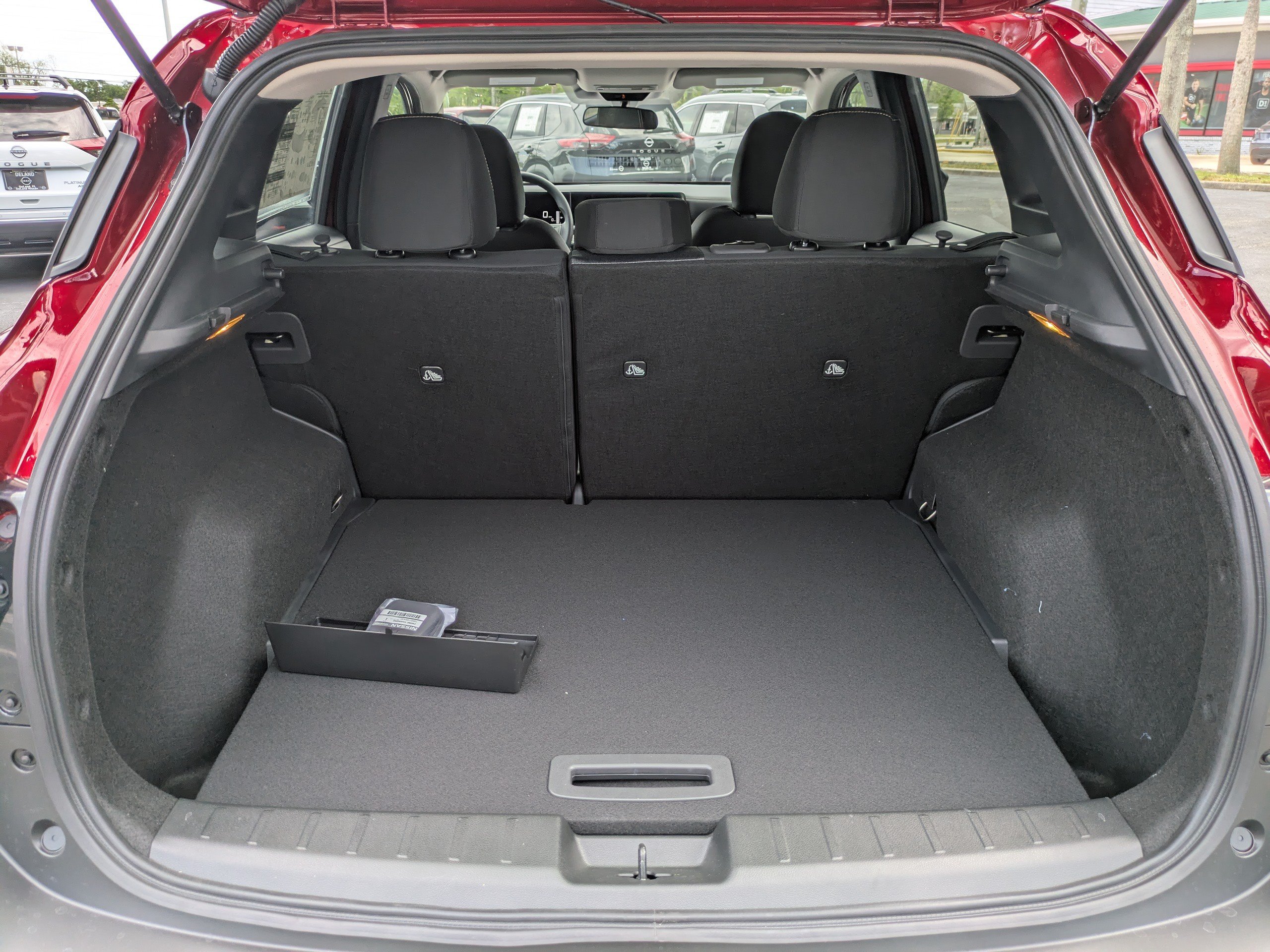 New 2026 Nissan Kicks SV w/ Charging Package FWD image 13