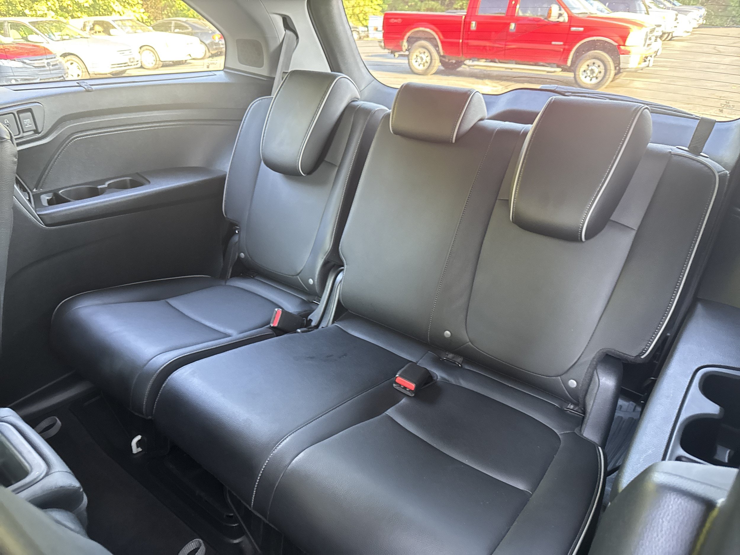 Used 2023 Honda Odyssey Elite image 11