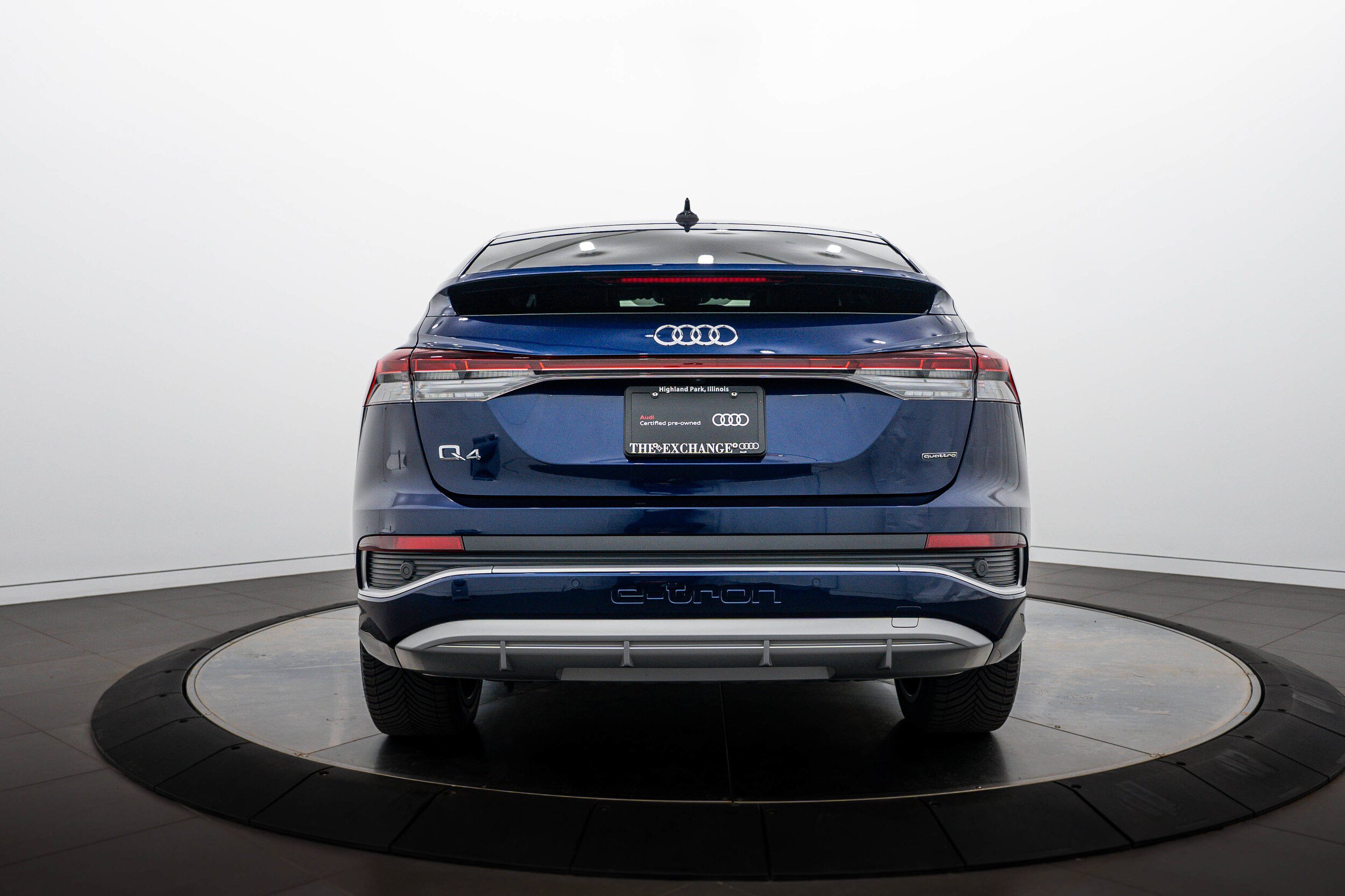 Certified 2023 Audi Q4 e-tron Premium Plus w/ Premium Plus AWD/4WD image 22