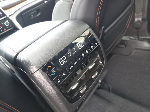 Used 2024 Jeep Grand Cherokee L Summit image 45