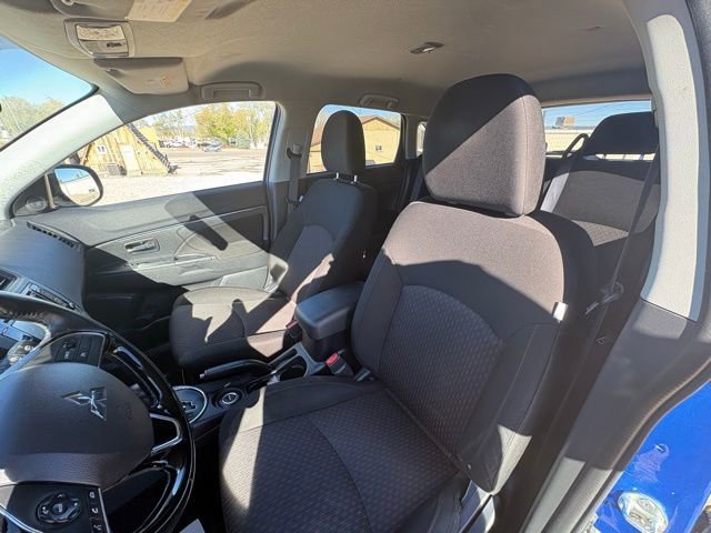 Used 2017 Mitsubishi Outlander Sport SE AWD/4WD image 10