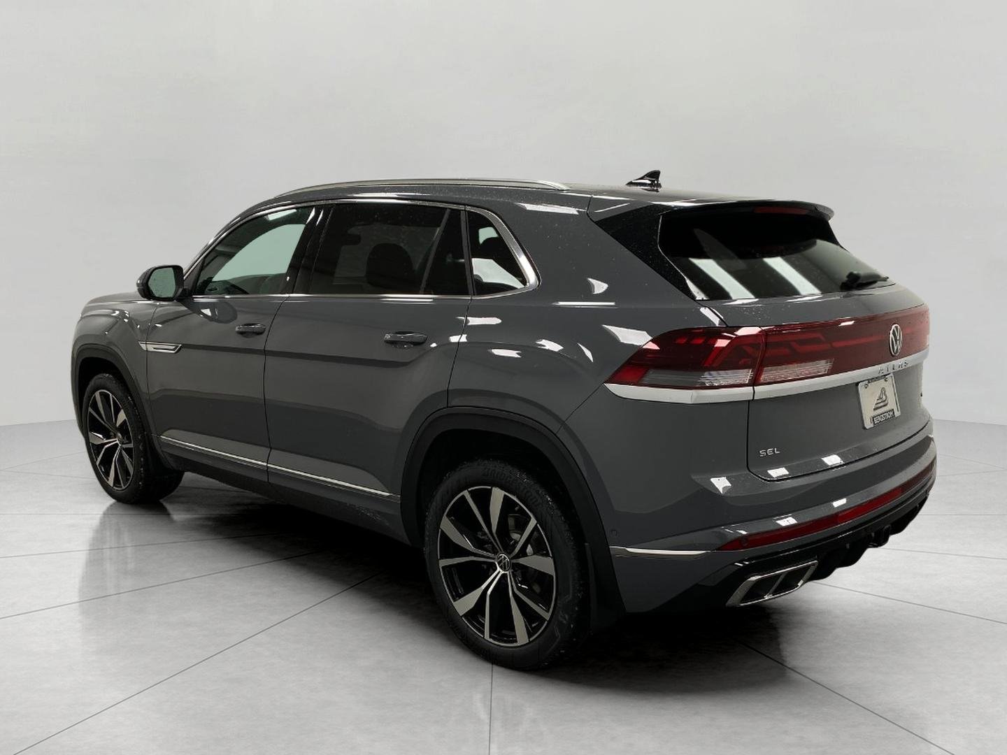 New 2026 Volkswagen Atlas Cross Sport SEL Premium R-Line image 8