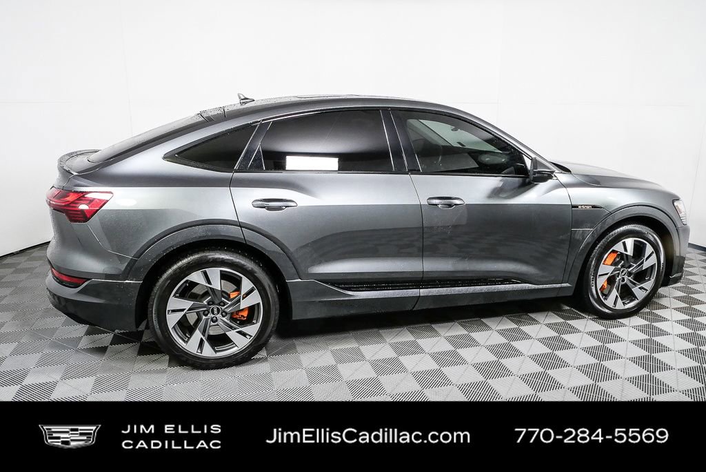 Used 2021 Audi e-tron Premium image 28