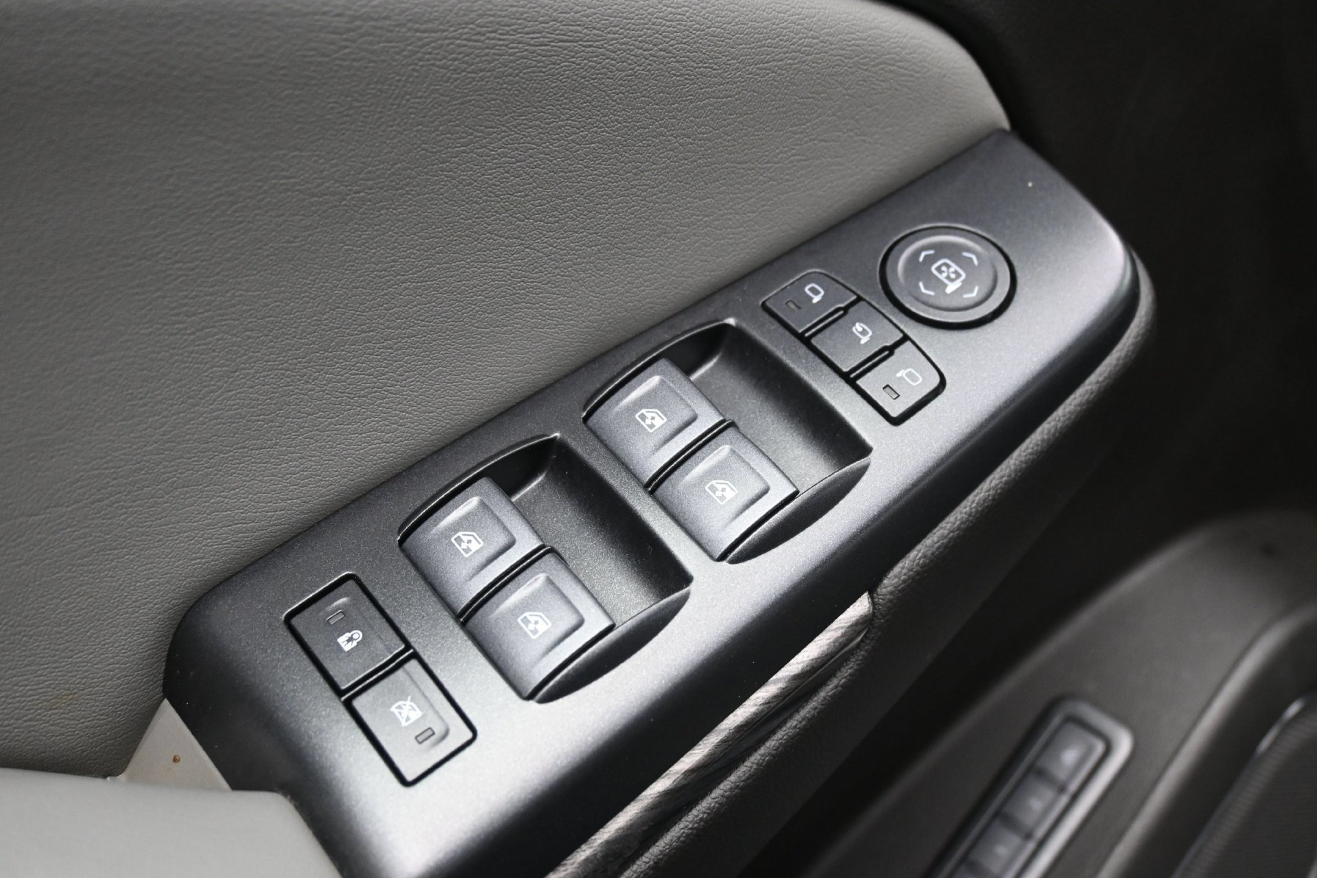 Used 2020 Chevrolet Tahoe LT AWD/4WD image 20