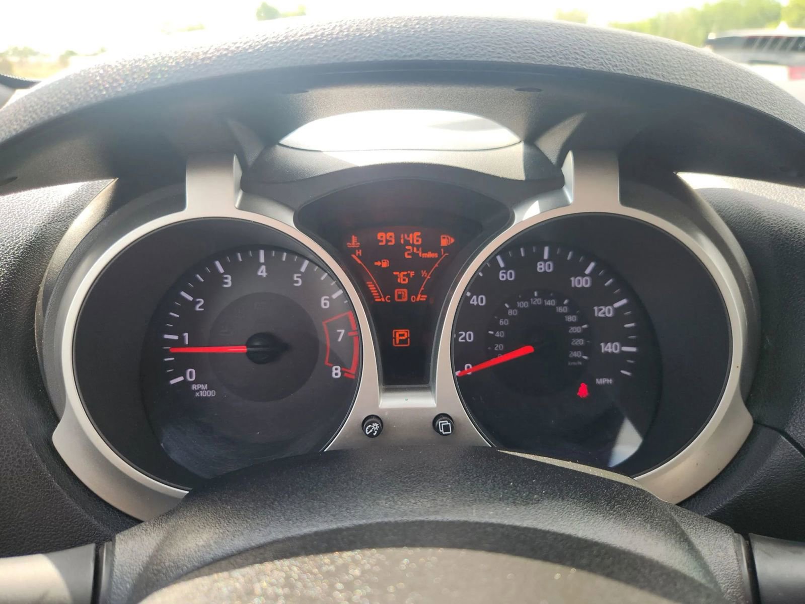 Used 2014 Nissan Juke SL w/ Sport Package FWD image 18