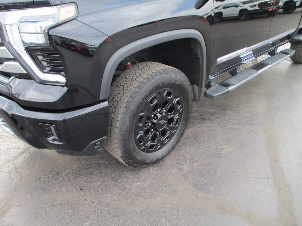 Certified 2024 Chevrolet Silverado 2500 High Country w/ High Country Premium Package image 12