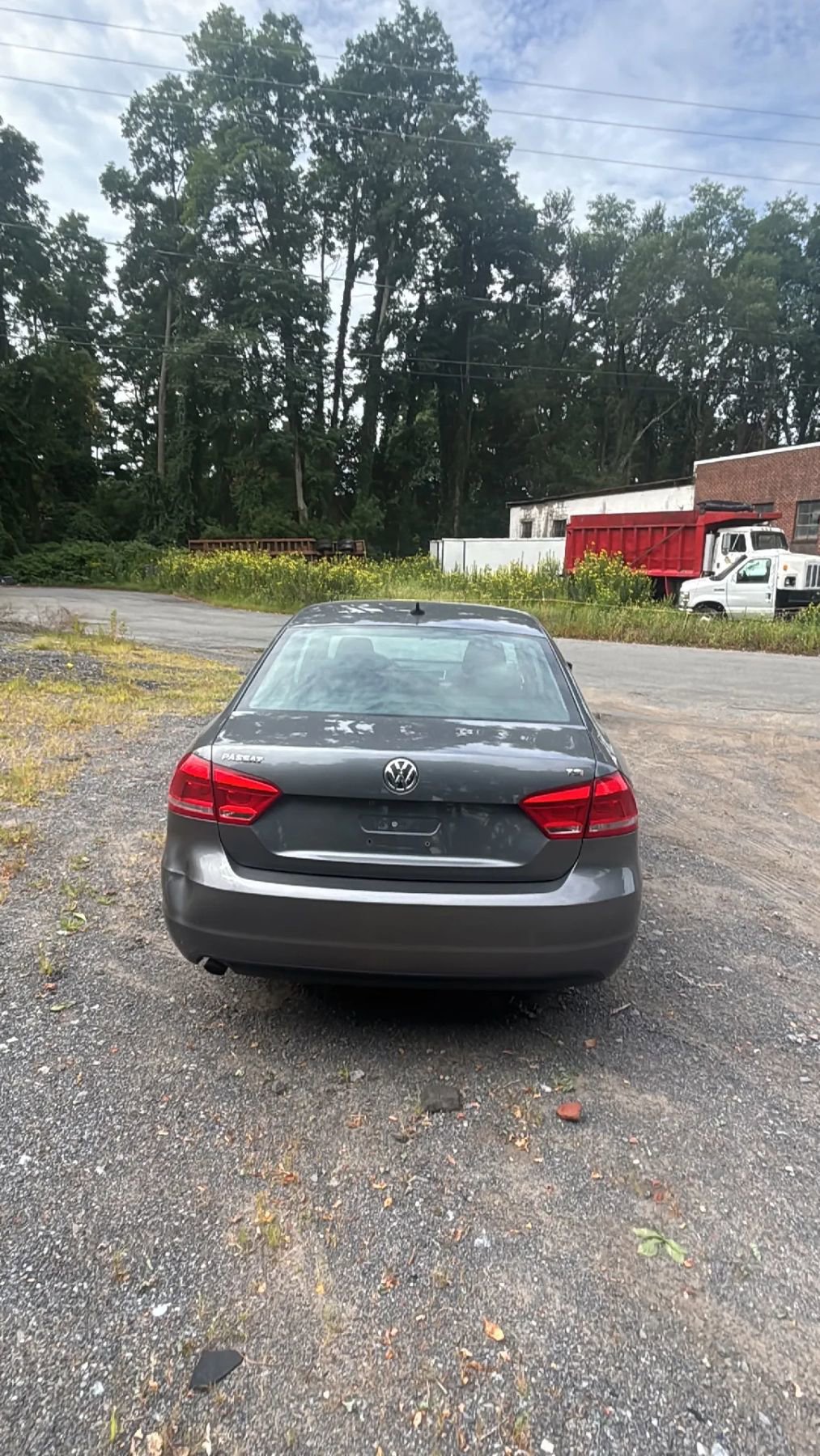 Used 2015 Volkswagen Passat 1.8T Limited Edition image 6