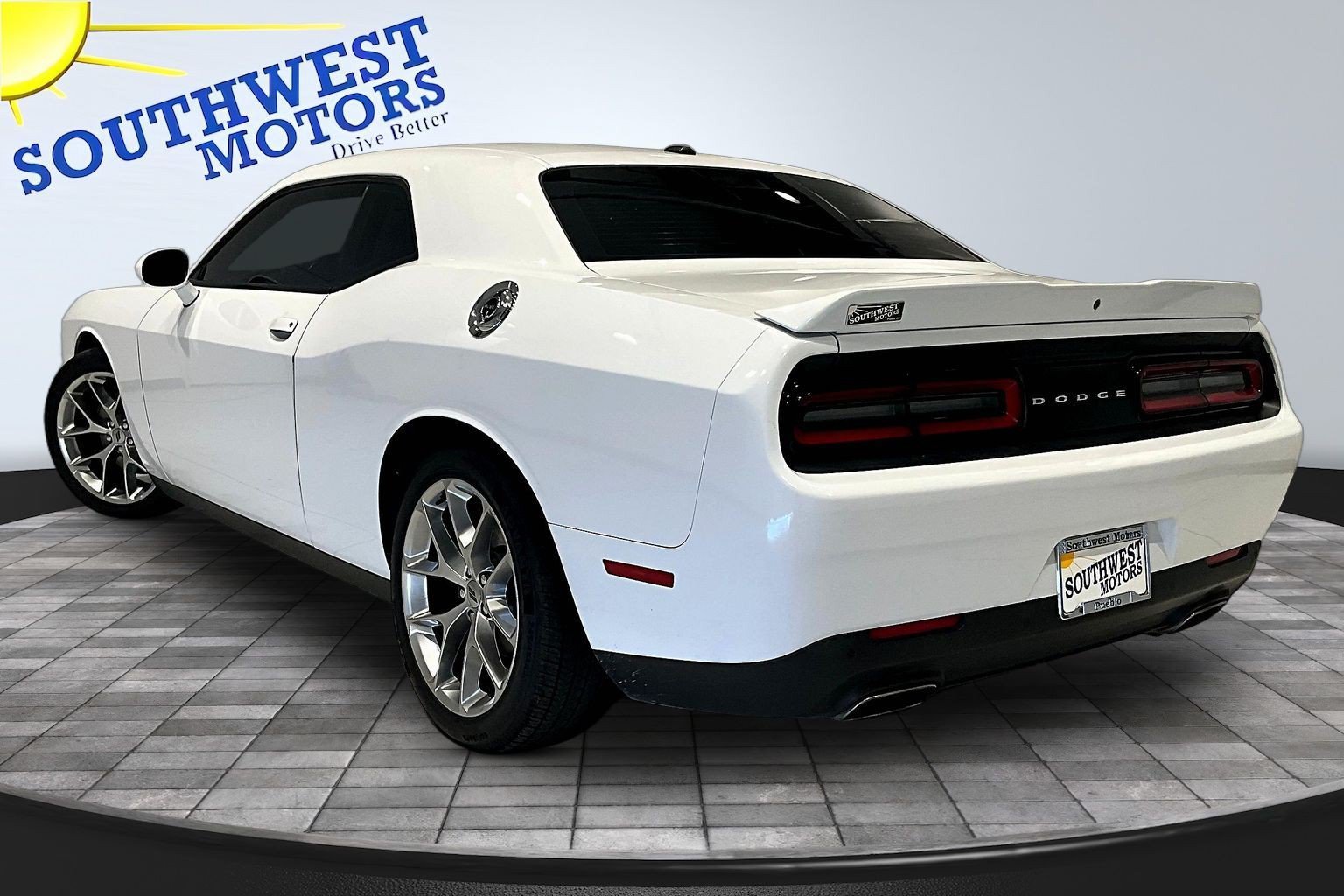 Used 2020 Dodge Challenger GT RWD image 5
