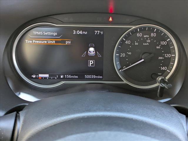 Used 2018 Nissan Kicks SR image 11
