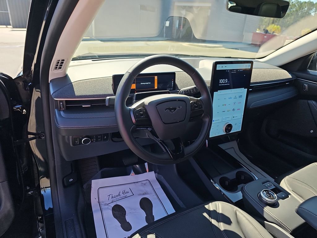 Used 2024 Ford Mustang Mach-E Premium image 19