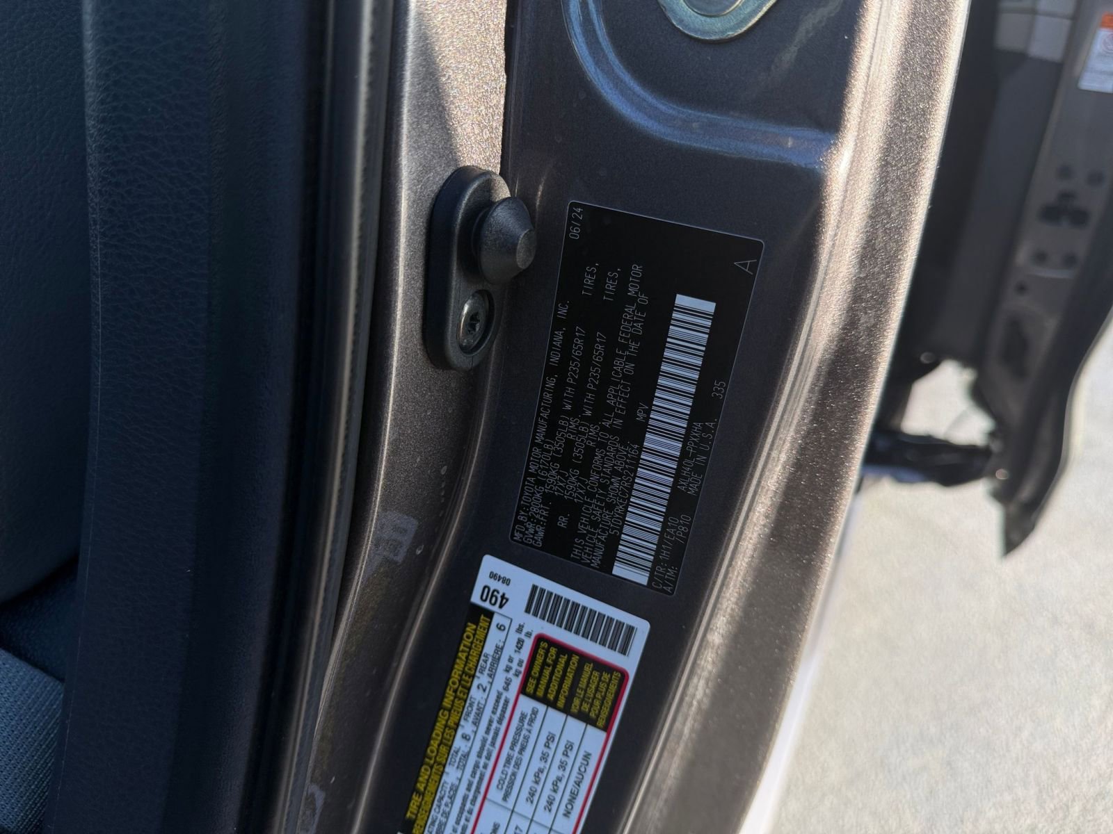 Used 2024 Toyota Sienna XLE image 29