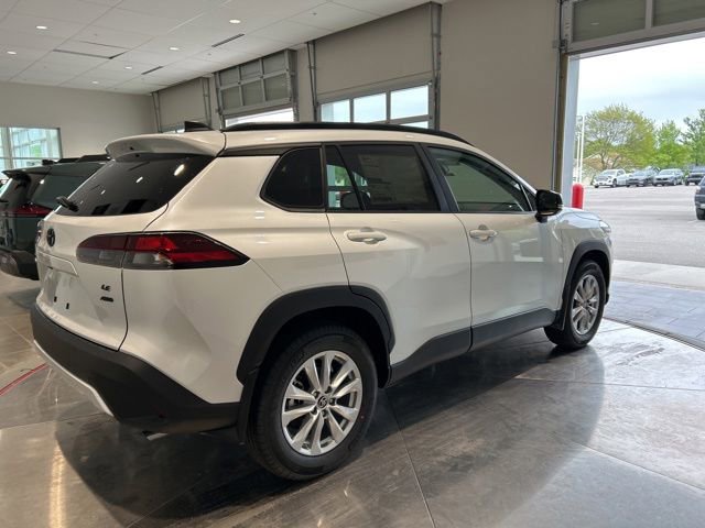New 2026 Toyota Corolla Cross LE AWD/4WD image 8