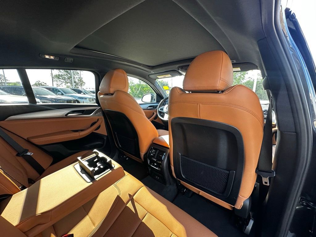 Certified 2025 BMW X4 xDrive30i image 28