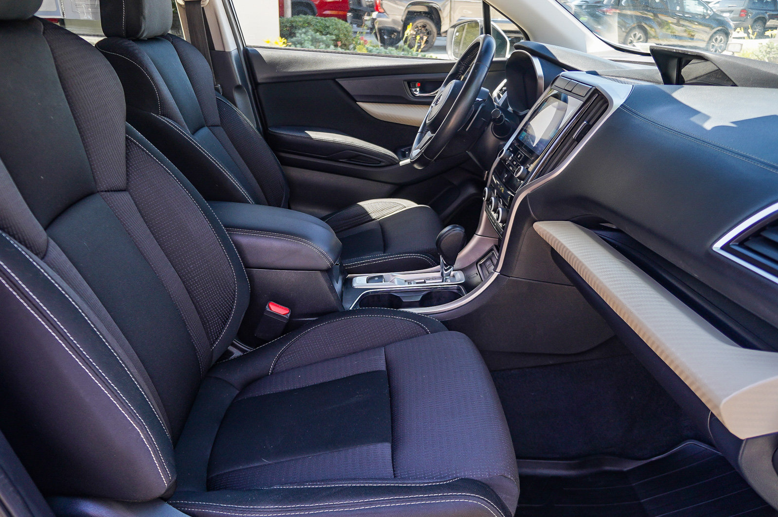 Used 2020 Subaru Ascent Premium w/ Convenience Package AWD/4WD image 18