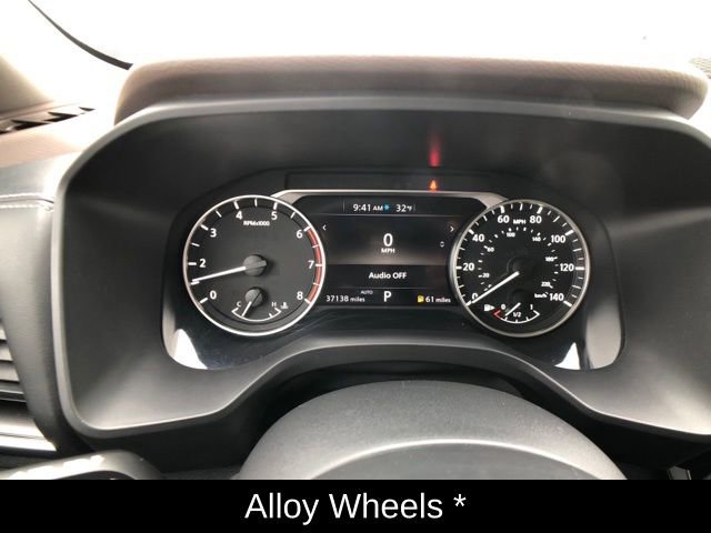 Used 2023 Nissan Rogue SV image 16