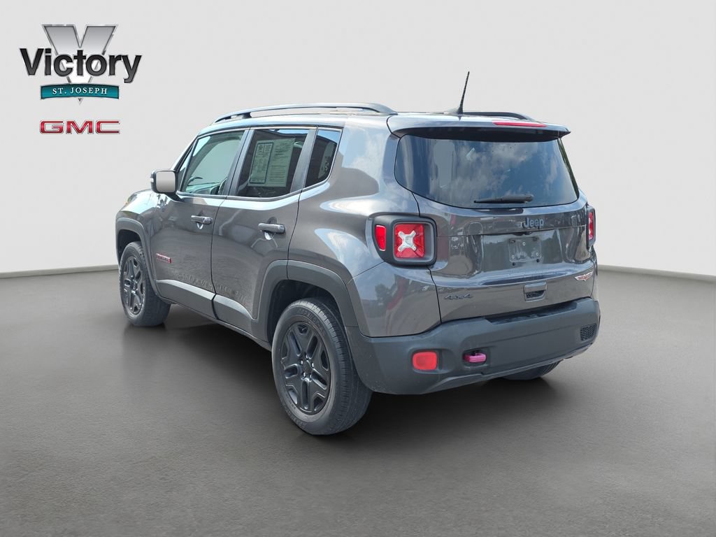 Used 2018 Jeep Renegade Trailhawk AWD/4WD image 15