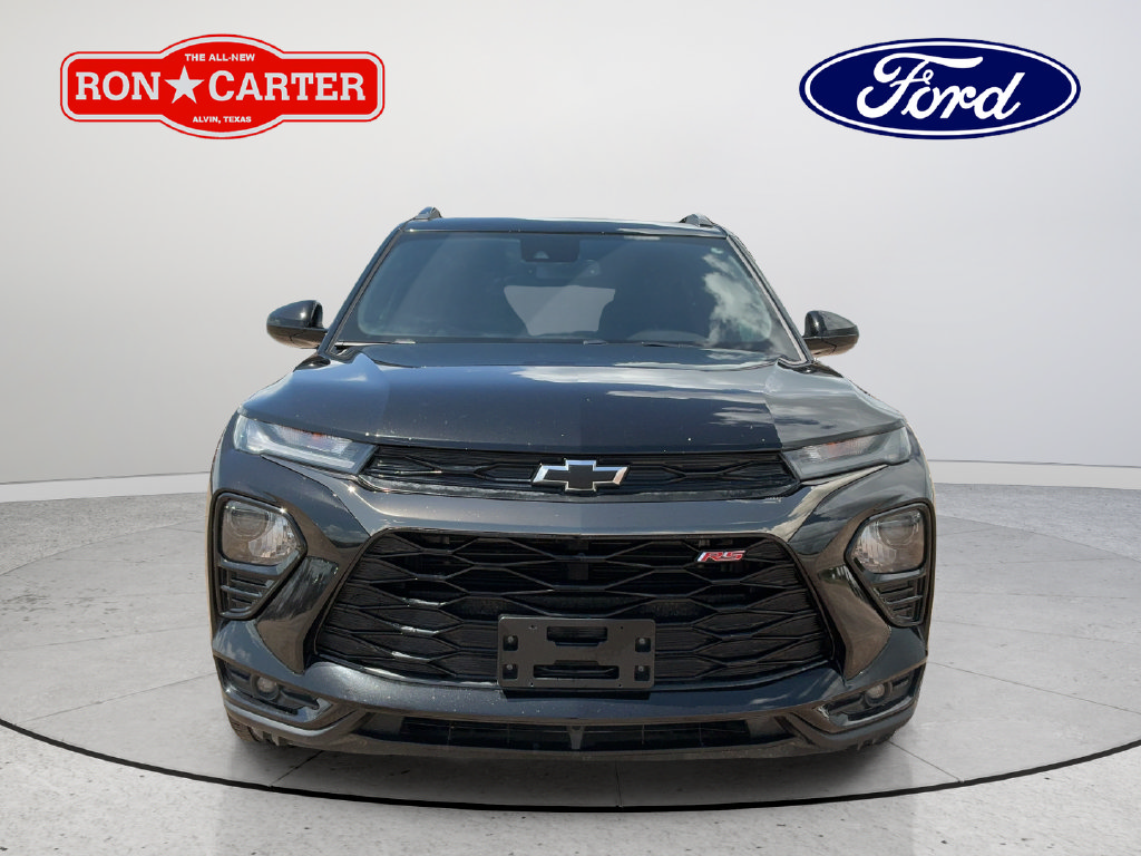 Used 2023 Chevrolet TrailBlazer RS w/ Convenience Package FWD image 2