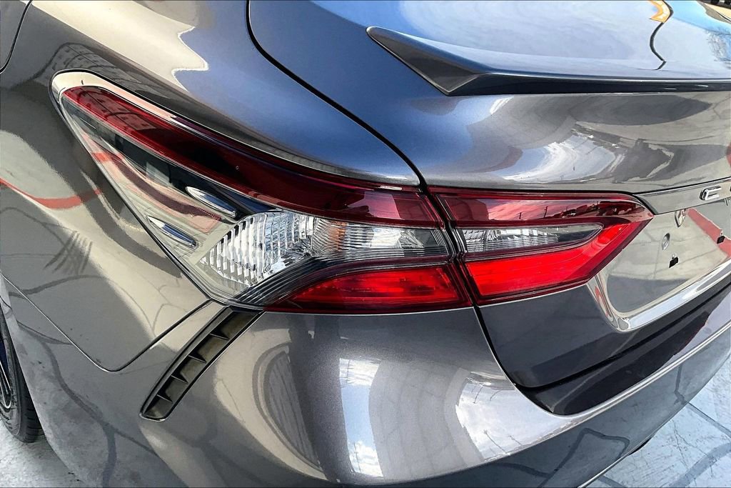 Certified 2022 Toyota Camry SE w/ Convenience Package image 21