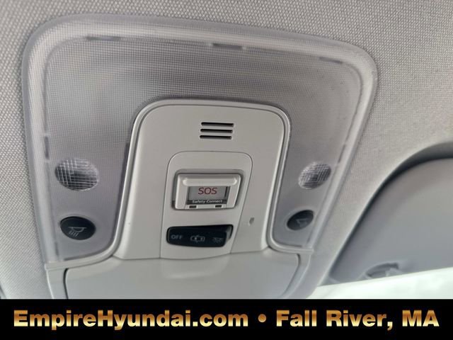 Used 2018 Toyota Prius Prime Advanced w/ Carpet Mat Package image 24