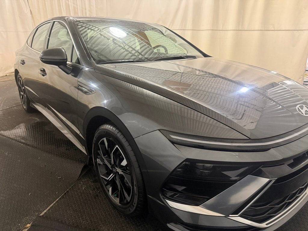 Certified 2025 Hyundai Sonata SEL image 14