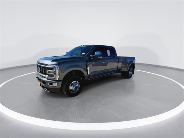 Certified 2025 Ford F350 Platinum w/ Platinum Plus Package image 5