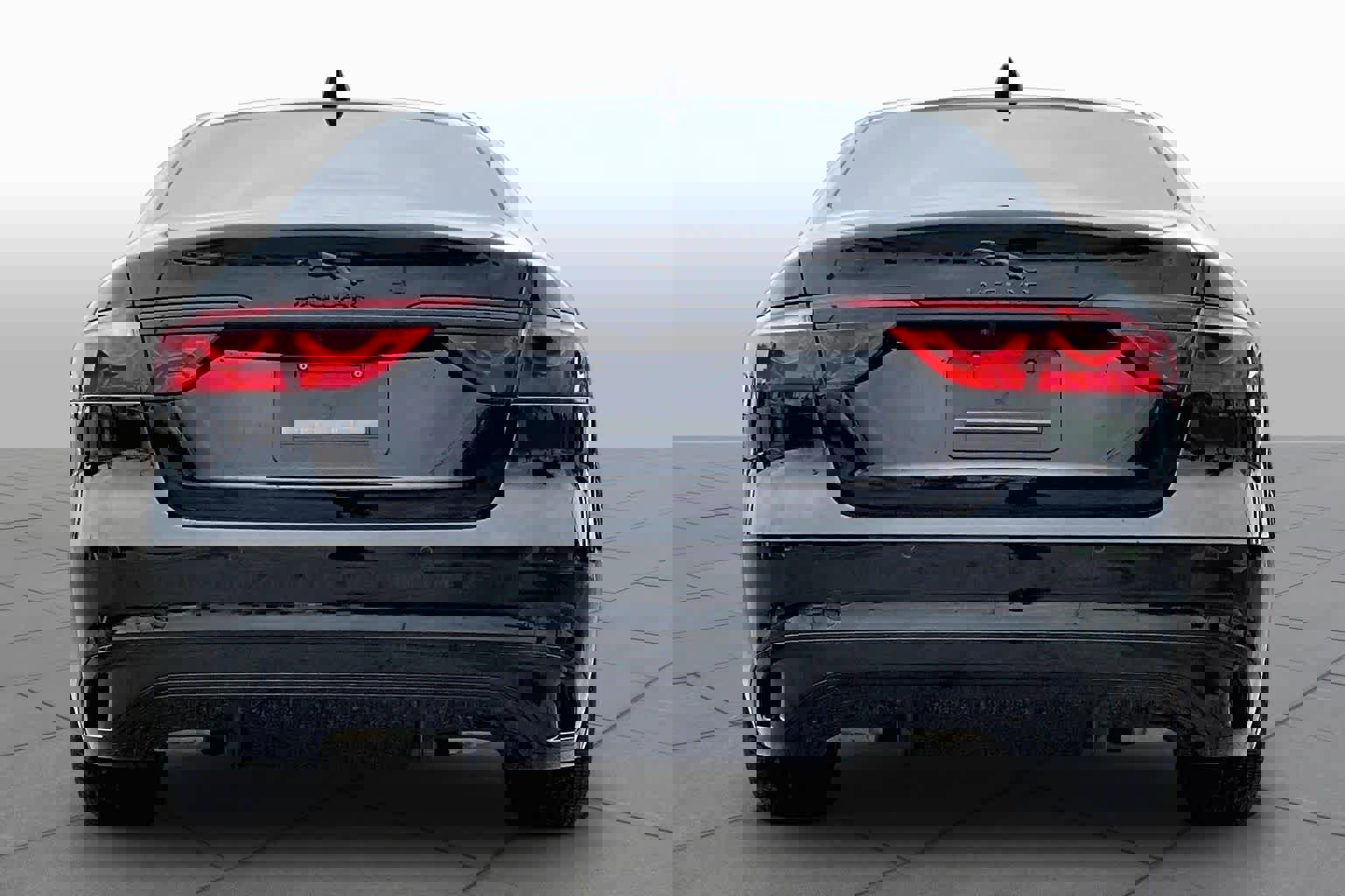 Used 2024 Jaguar XF R-Dynamic SE AWD/4WD image 5