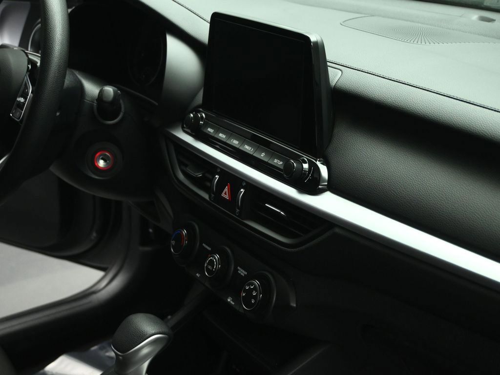 Certified 2024 Kia Forte LXS w/ LXS Technology Package image 60