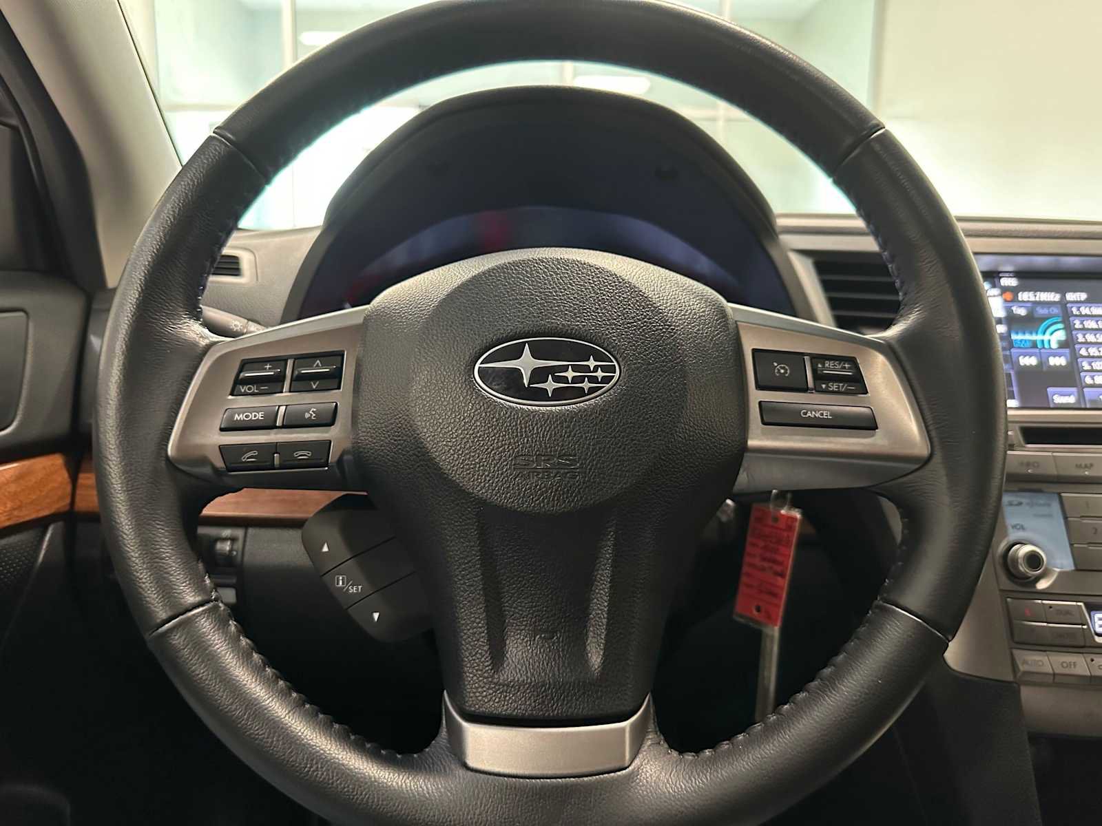 Used 2014 Subaru Outback 2.5i Limited AWD/4WD image 11