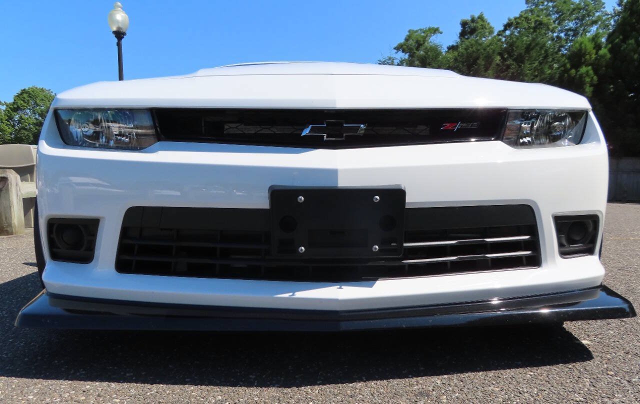 Used 2015 Chevrolet Camaro Z/28 RWD image 12