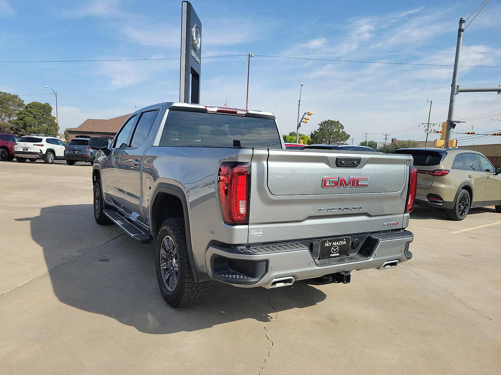 Used 2025 GMC Sierra 1500 AT4 AWD/4WD image 5