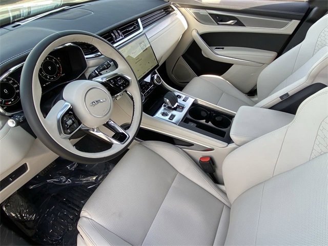 New 2025 Jaguar F-PACE R-Dynamic S image 5