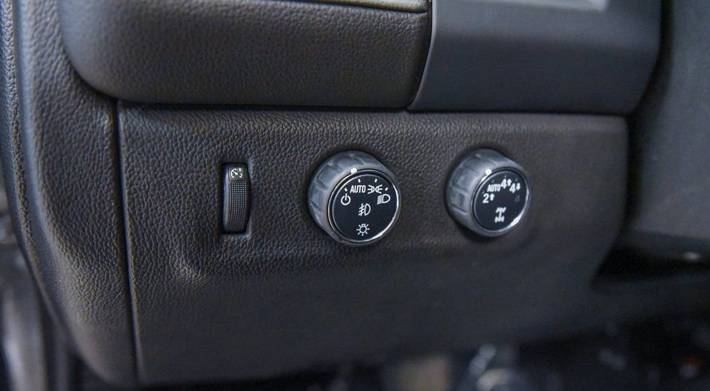 Used 2021 GMC Canyon Elevation image 17